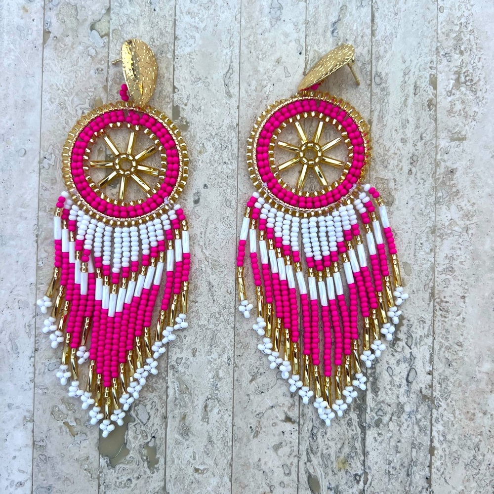 Handmade boutique Colombian beaded earrings pink very light weight